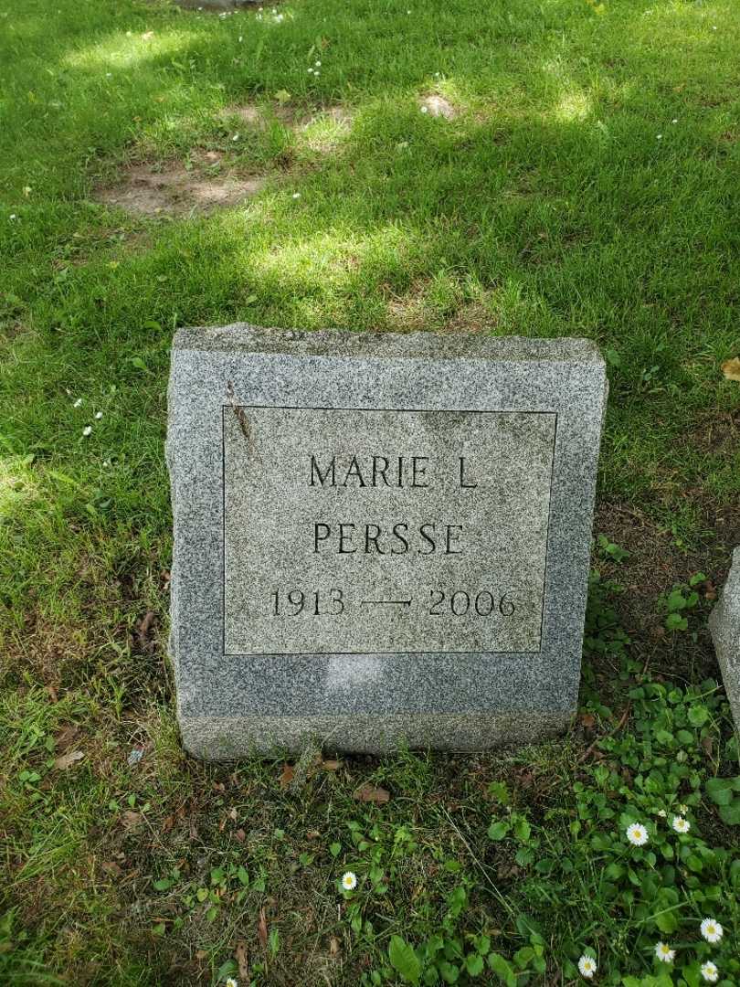 Marie L. Persse's grave. Photo 4