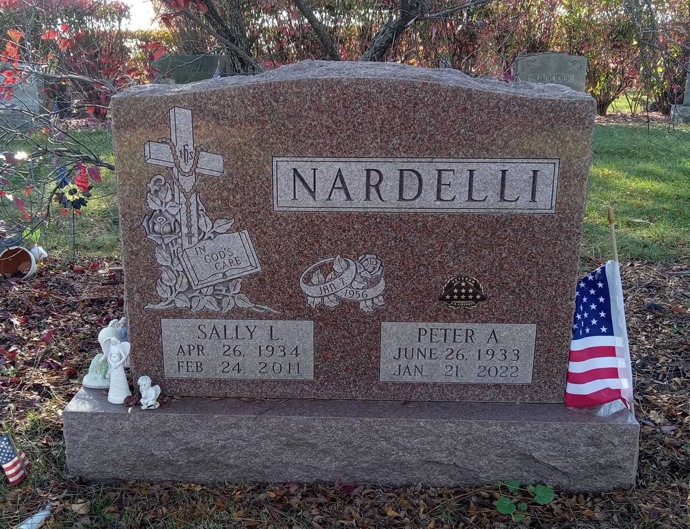 Sally L. Nardelli's grave. Photo 1