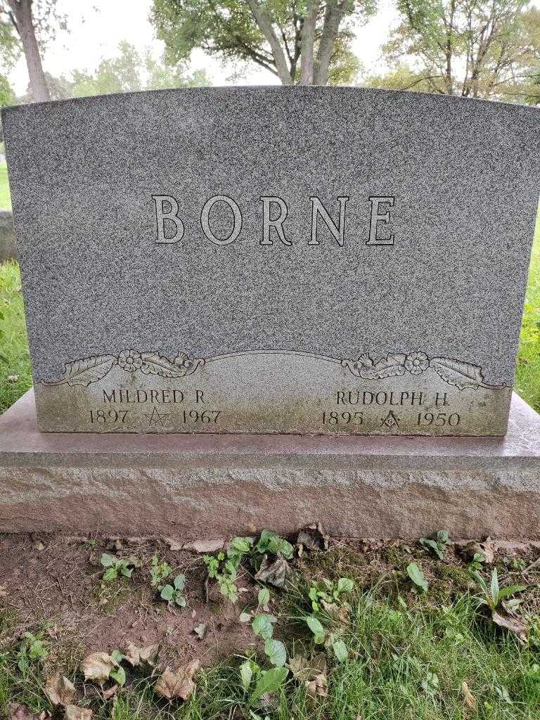 Rudolph H. Borne's grave. Photo 3