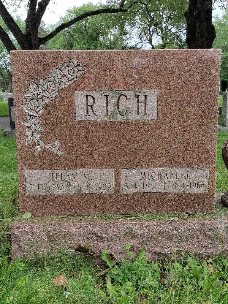 Helen M. Rich's grave. Photo 3
