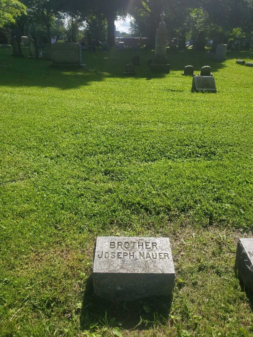 Joseph Nauer's grave. Photo 1