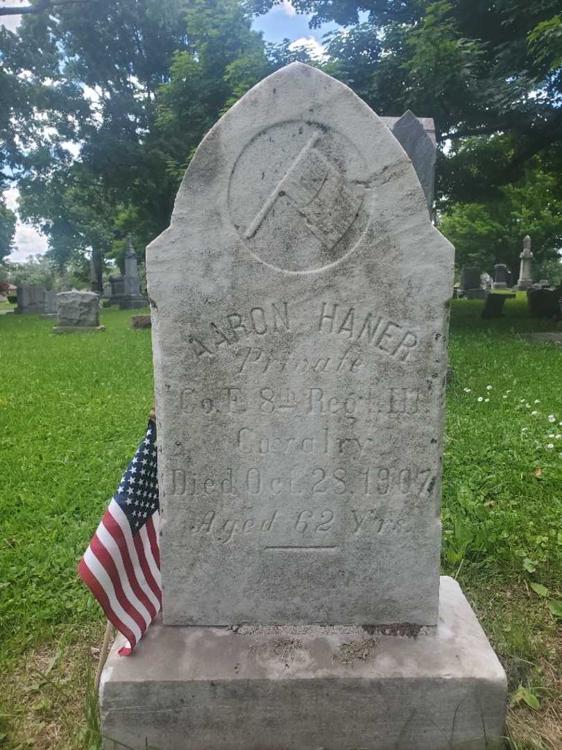 Aaron Haner's grave. Photo 4