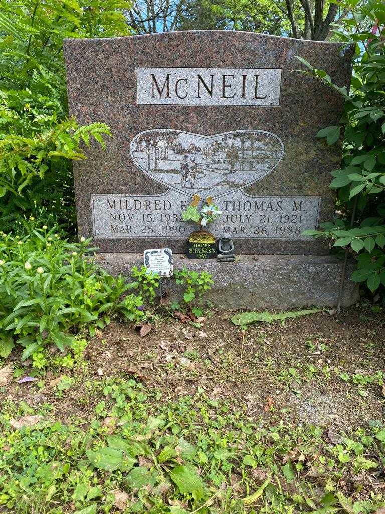 Mildred E. McNeil's grave. Photo 2
