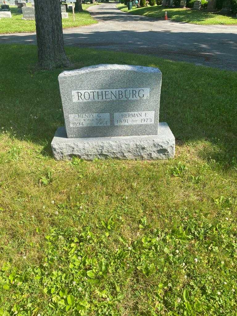 Herman F. Rothenburg's grave. Photo 2