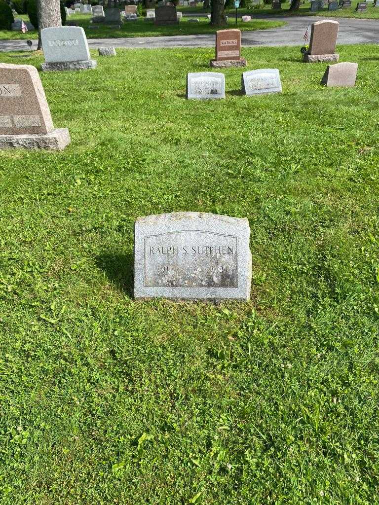 Ralph S. Sutphen's grave. Photo 2