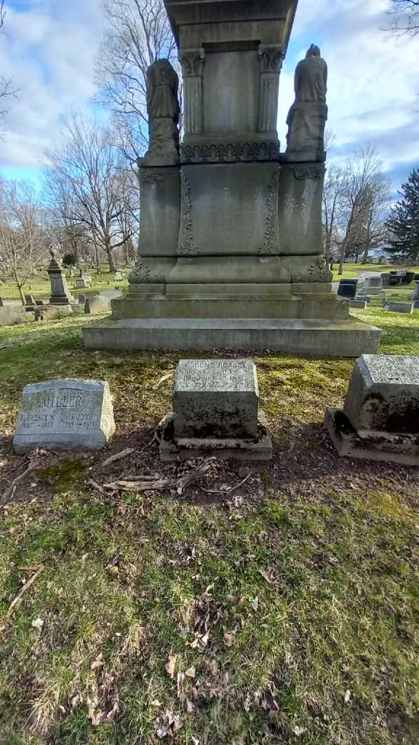 Lorenz Laurence Reasel's grave. Photo 15