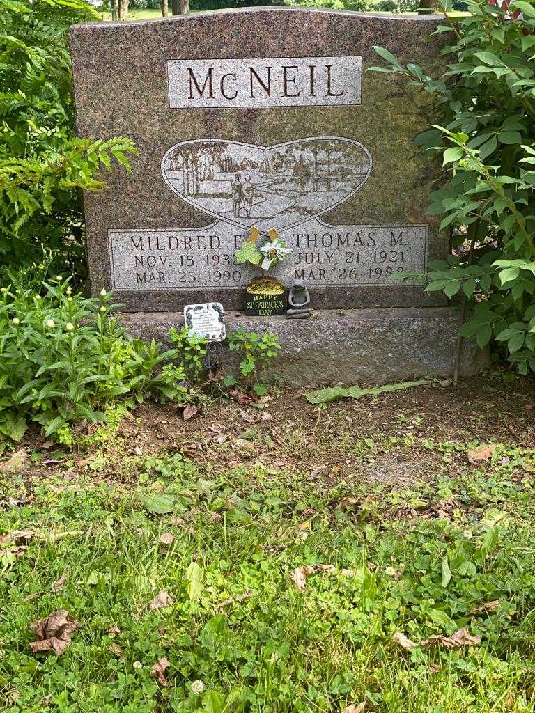 Mildred E. McNeil's grave. Photo 3