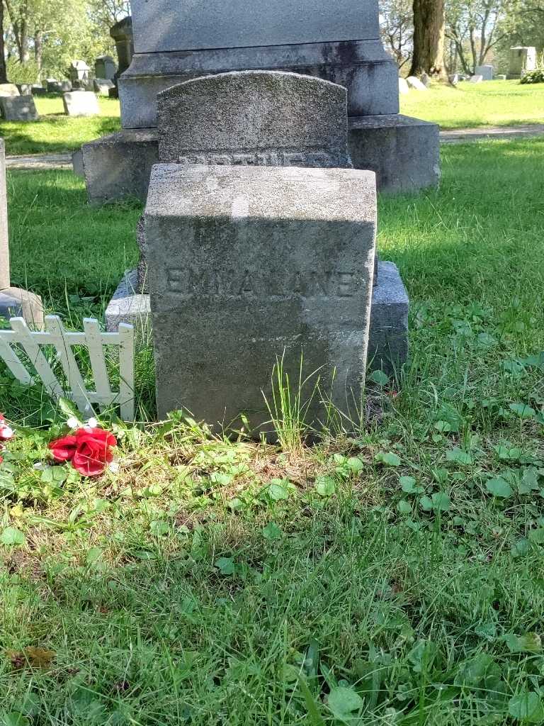 Emma Lane's grave. Photo 2