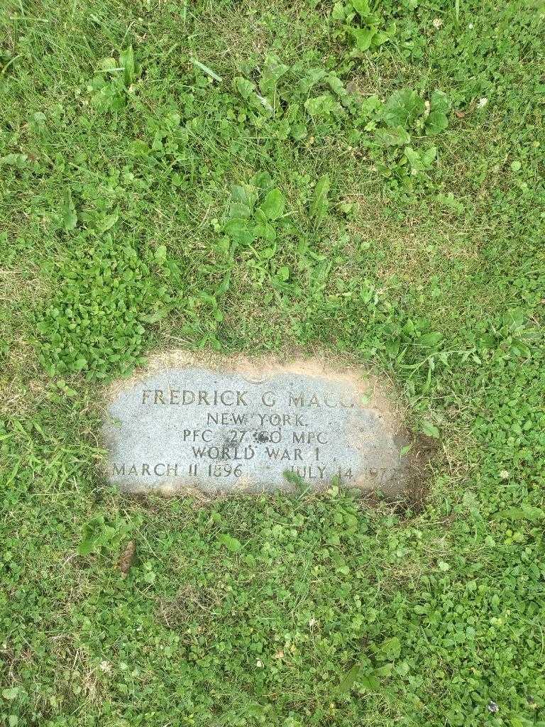 Fredrick G. Macco's grave. Photo 2