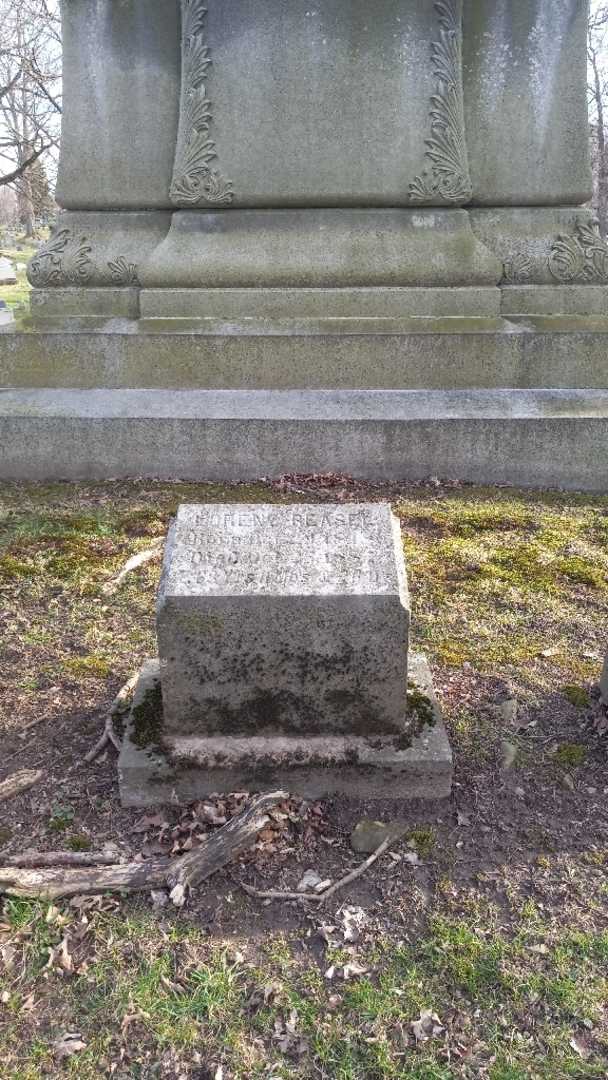 Lorenz Laurence Reasel's grave. Photo 16