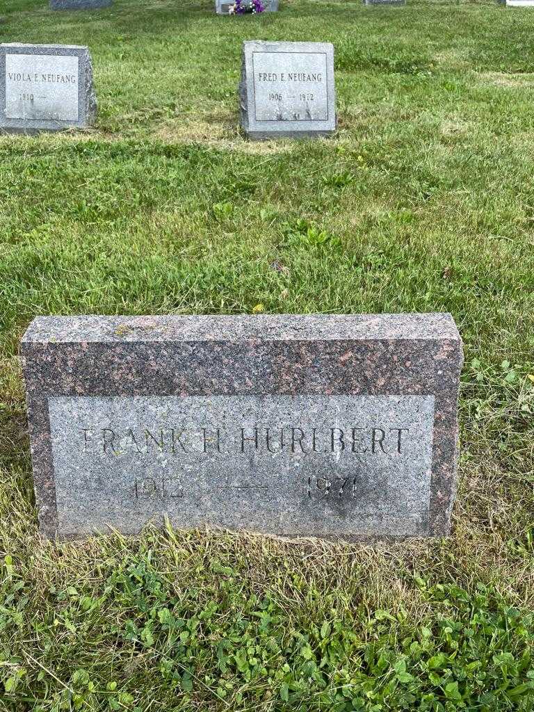 Frank H. Hurlbert's grave. Photo 3