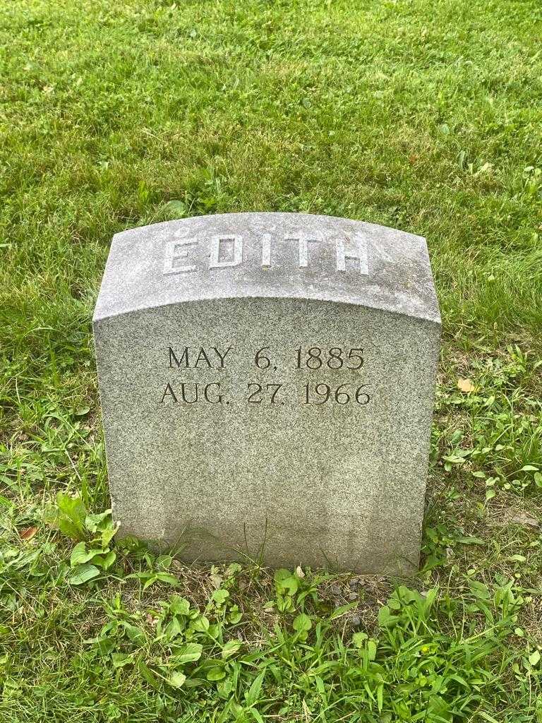 Edith C. Howeth's grave. Photo 4