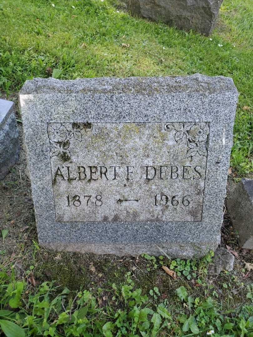 Albert F. Debes's grave. Photo 4