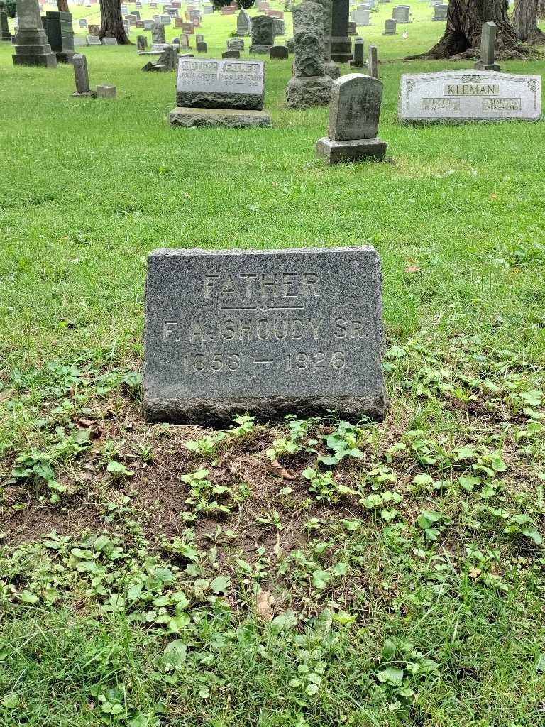Fremont A. Shoudy Senior's grave. Photo 2