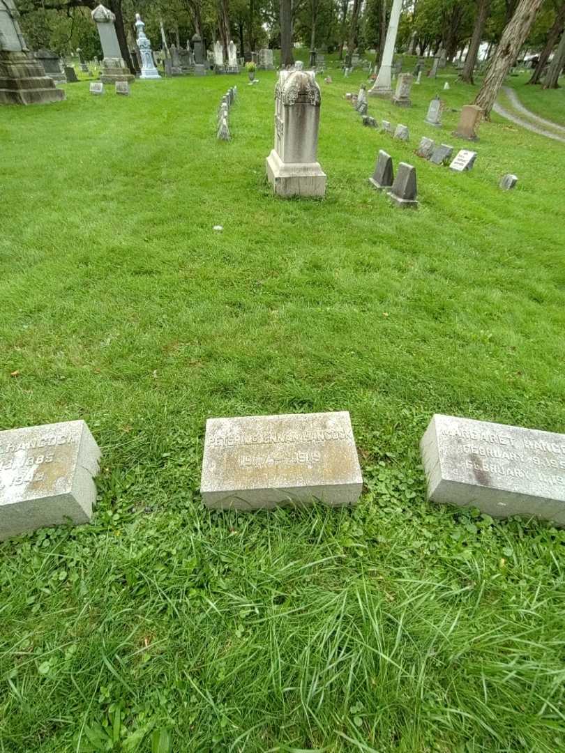 Peter McLennan Hancock's grave. Photo 1