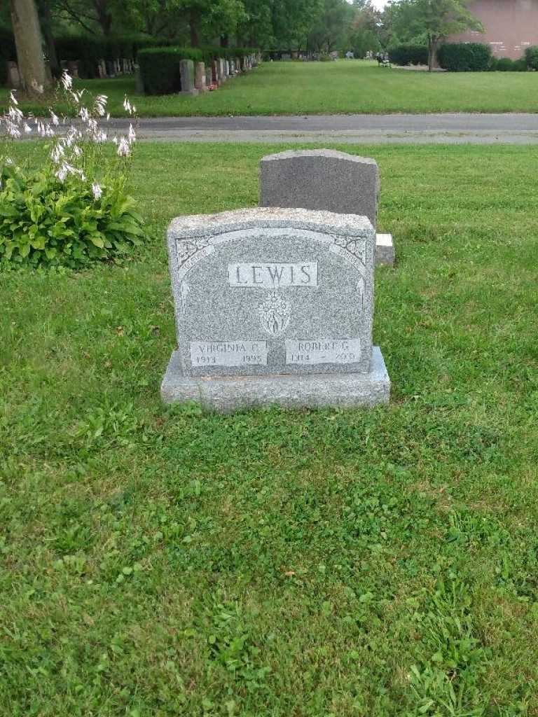 Virginia C. Lewis's grave. Photo 3