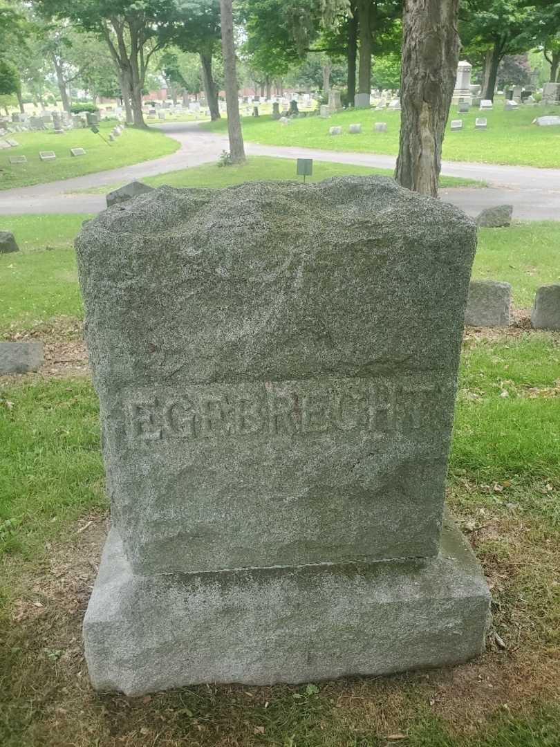 Frederick C. Egebrecht's grave. Photo 4