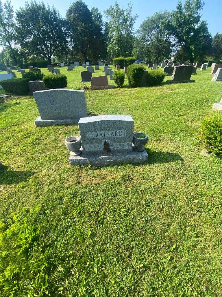 Robert M. Brainard's grave. Photo 1