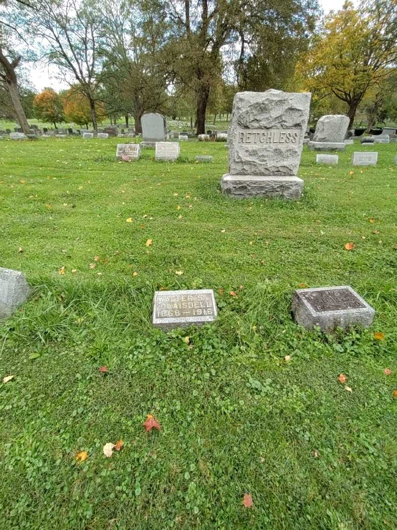 Walter S. Blaisdell's grave. Photo 1