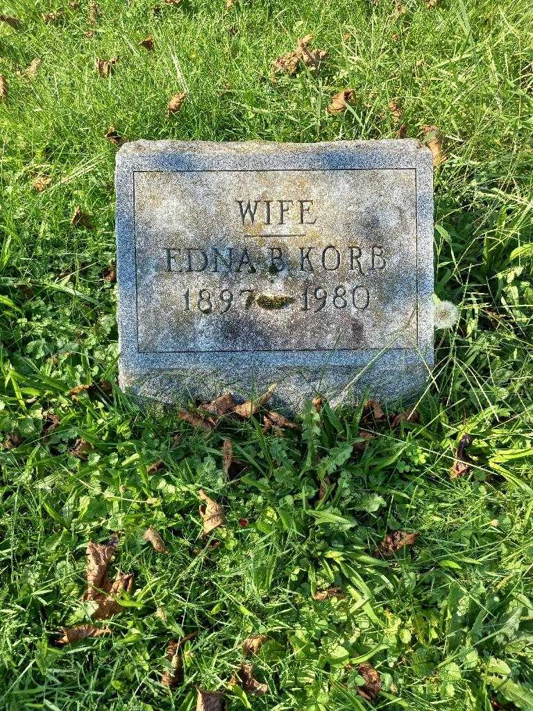 Edna B. Korb's grave. Photo 3