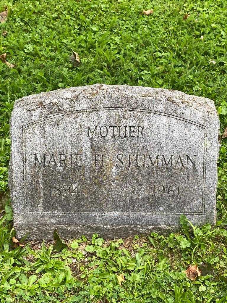 Marie H. Stumman's grave. Photo 3
