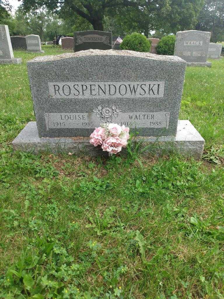 Walter Rospendowski's grave. Photo 1
