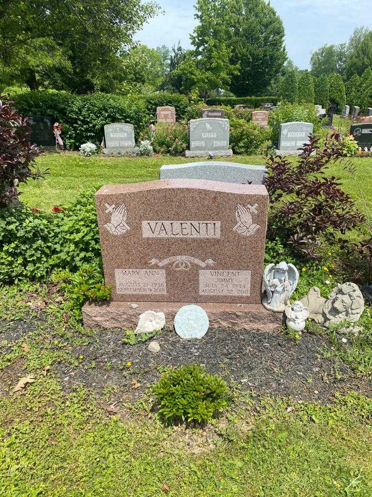 Mary Ann Valenti's grave. Photo 2