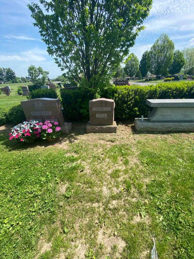 Jean A. Egerbrecht's grave. Photo 1