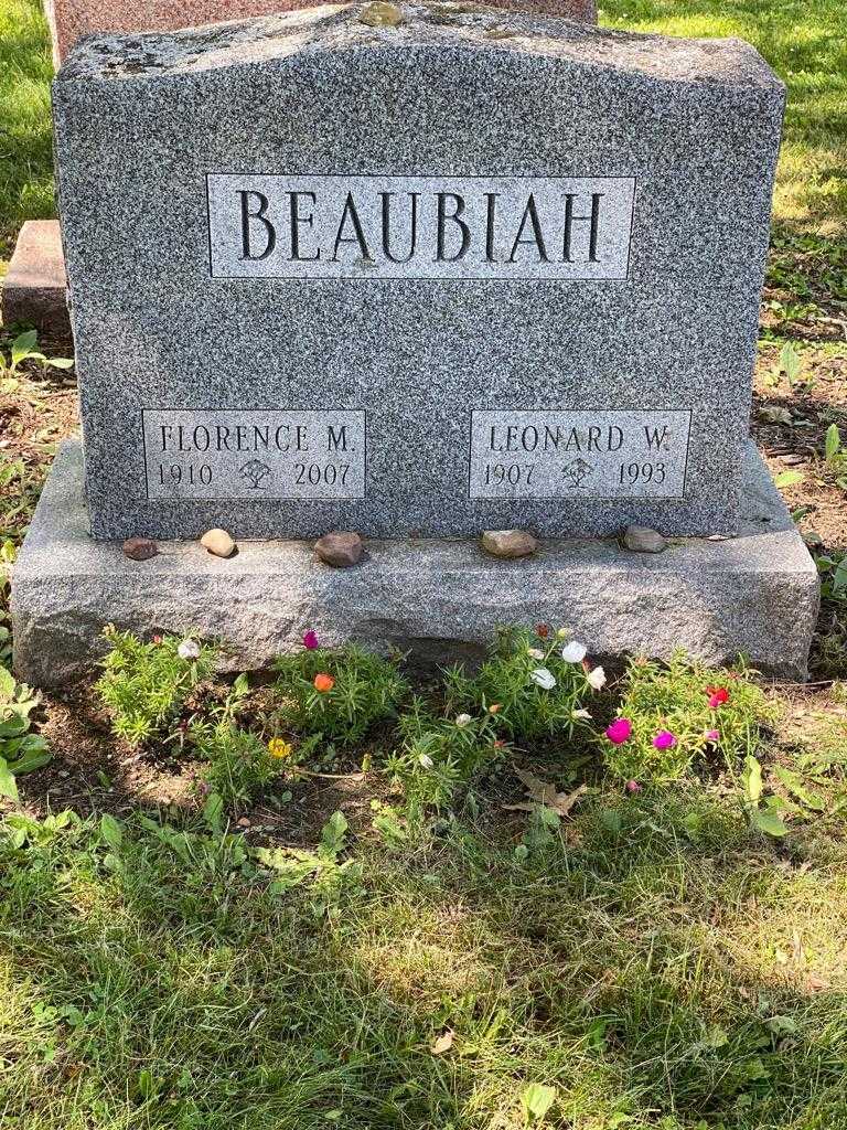 Leonard W. Beaubiah's grave. Photo 3
