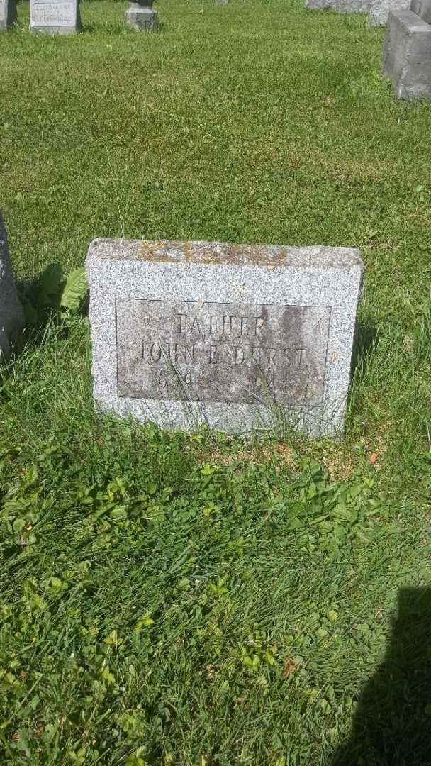 John E. Durst's grave. Photo 3