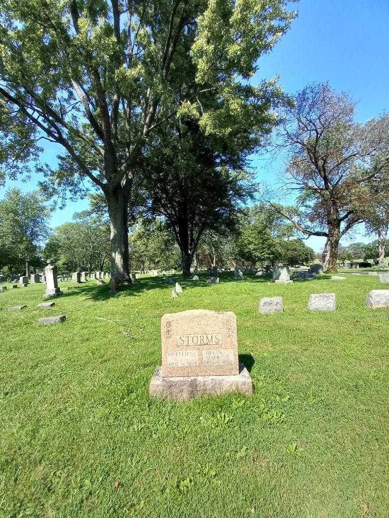 Helen C. Markert Storms's grave. Photo 1