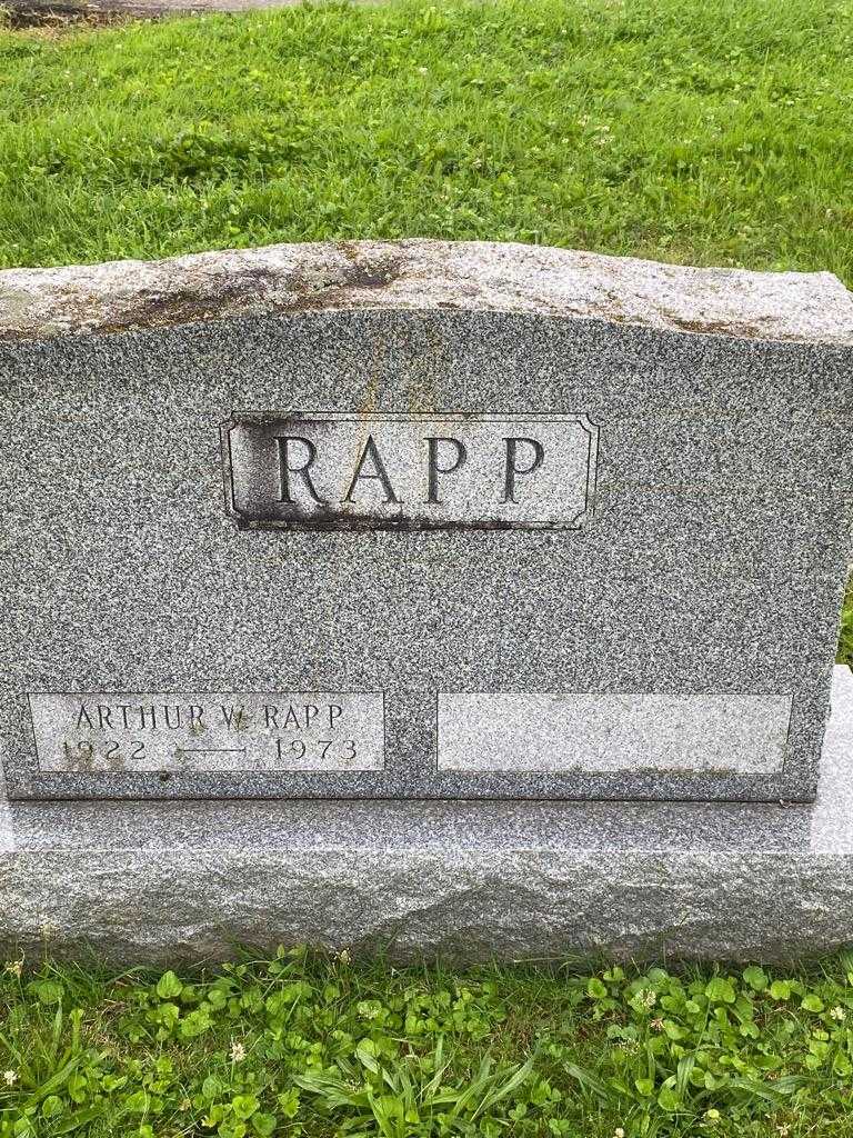 Arthur W. Rapp's grave. Photo 3