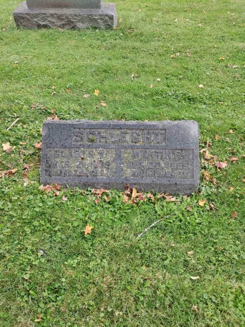 Martin F. Schlecht's grave. Photo 2