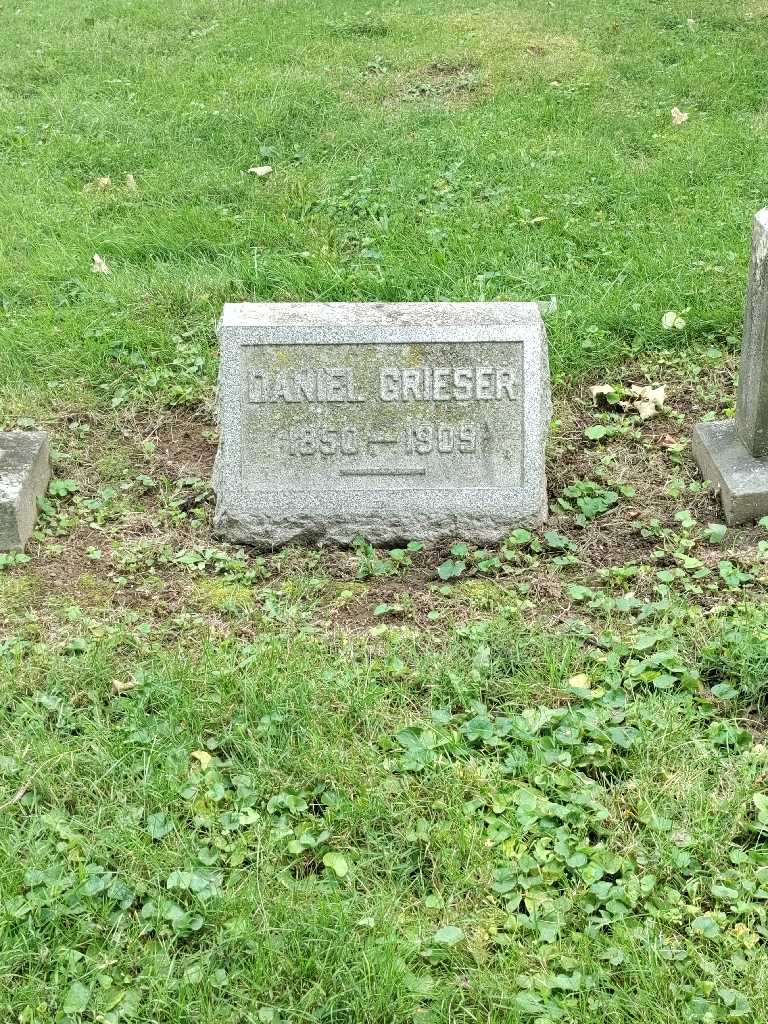 Daniel Grieser's grave. Photo 2