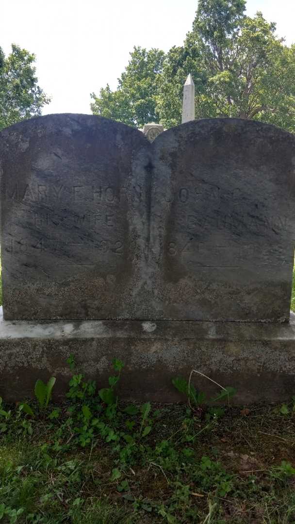 Mary Eda Baumann's grave. Photo 4