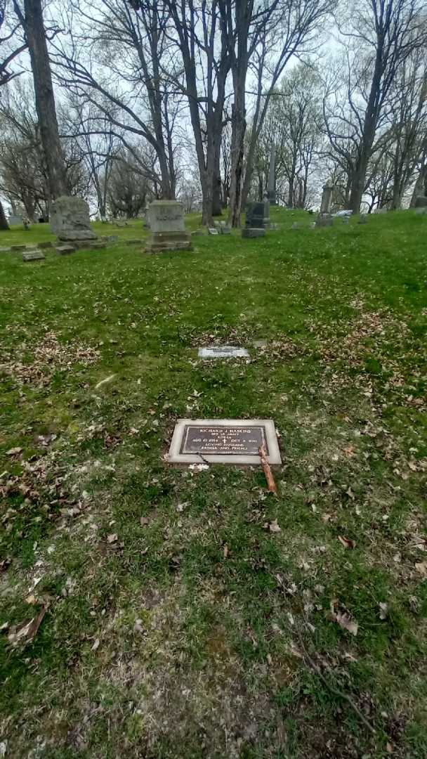 Richard Joseph Haskins's grave. Photo 1