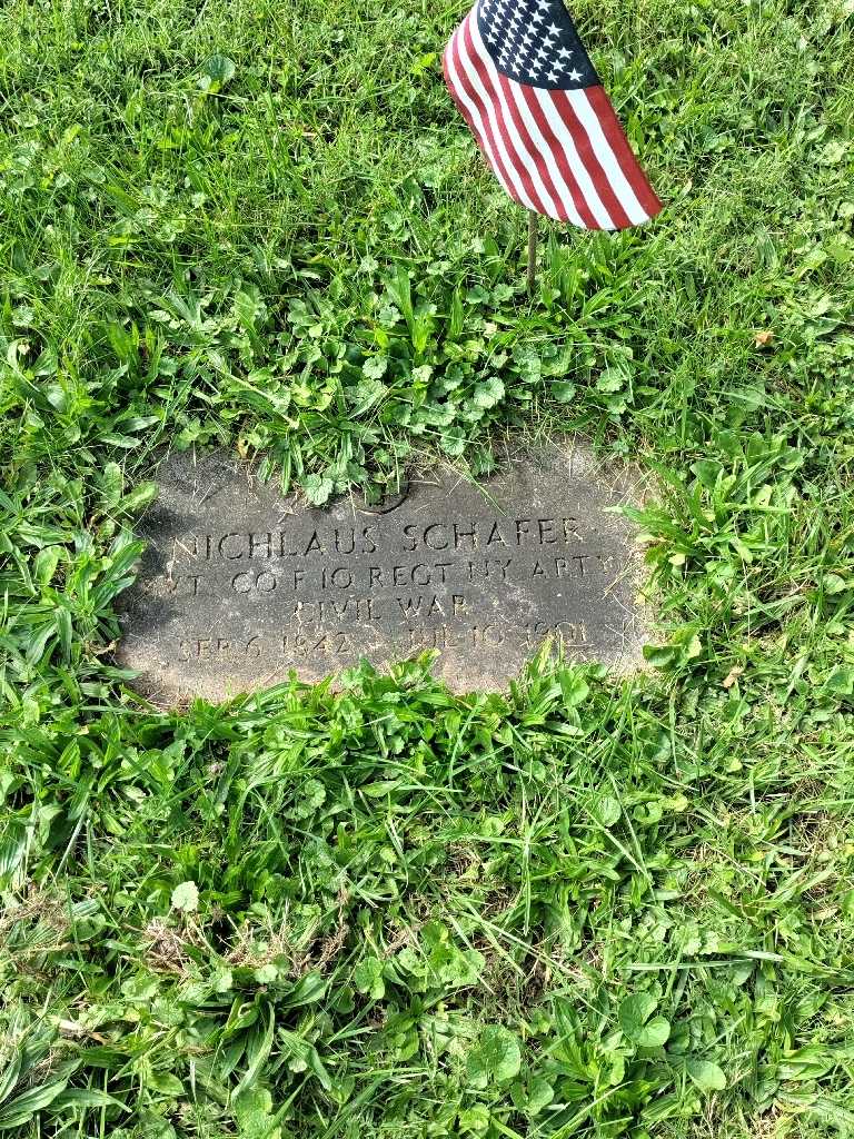 Nicholas Schafer's grave. Photo 2