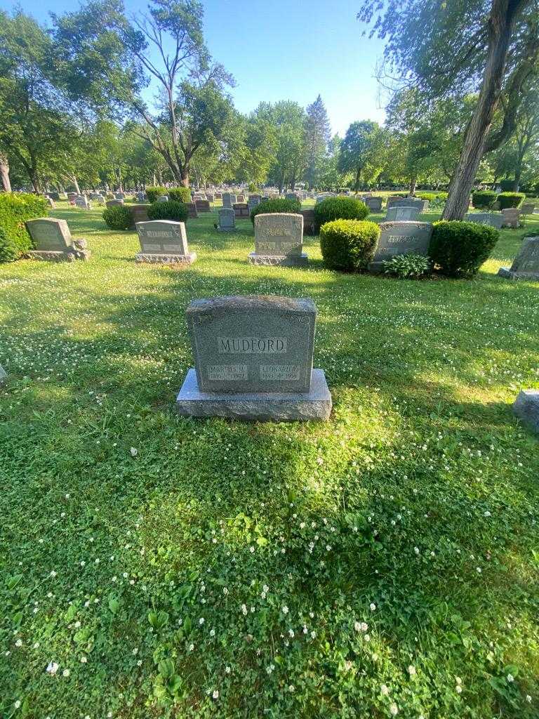 Martha M. Mudford's grave. Photo 1