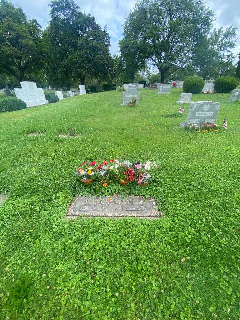 Rudolf A. Norman's grave. Photo 1