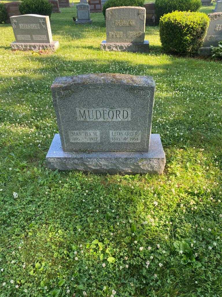 Martha M. Mudford's grave. Photo 2