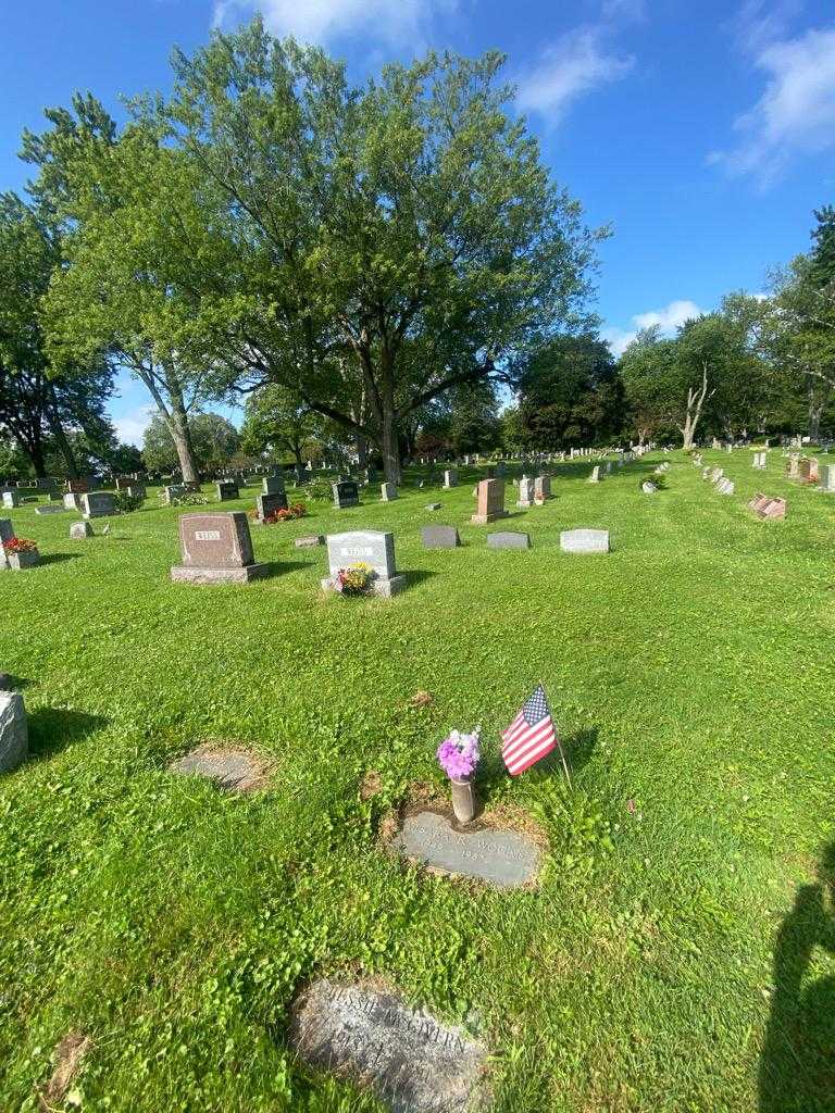 Barbara R. Wogan's grave. Photo 1