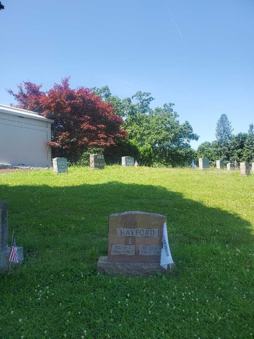 William R. Hayford's grave. Photo 1