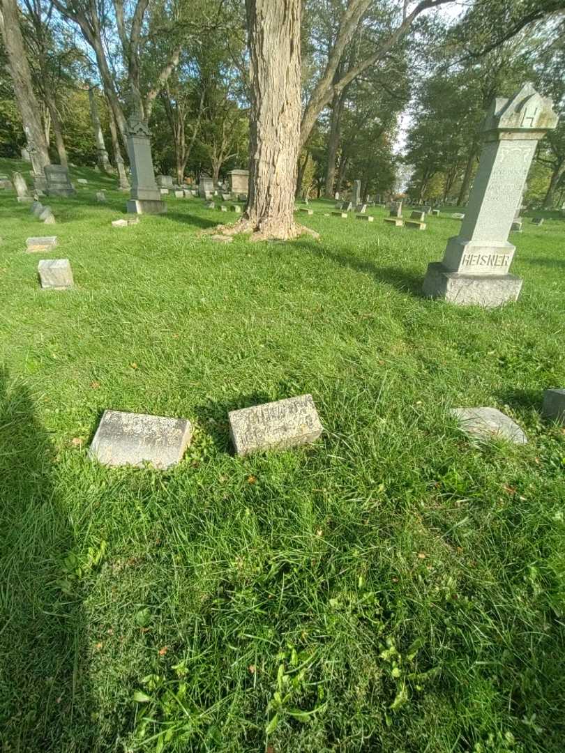 Anna J. Kuntzsch's grave. Photo 1