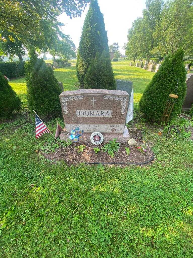 Nicholas J. Fiumara's grave. Photo 1