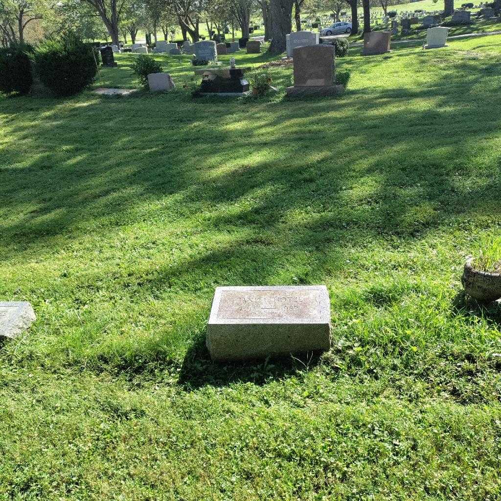 Jane E. Hotze's grave. Photo 1