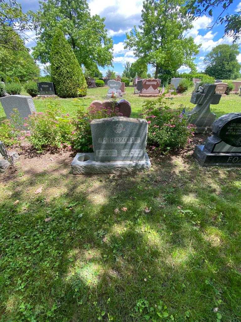 Michael D. Pederzolli's grave. Photo 1