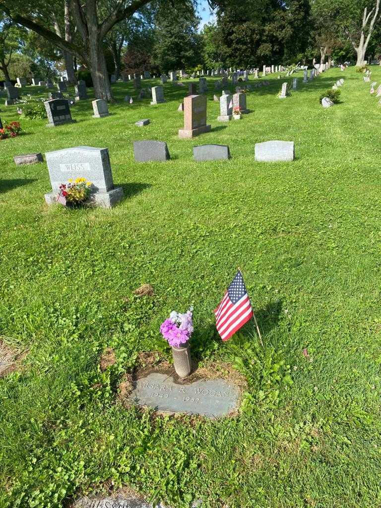 Barbara R. Wogan's grave. Photo 2