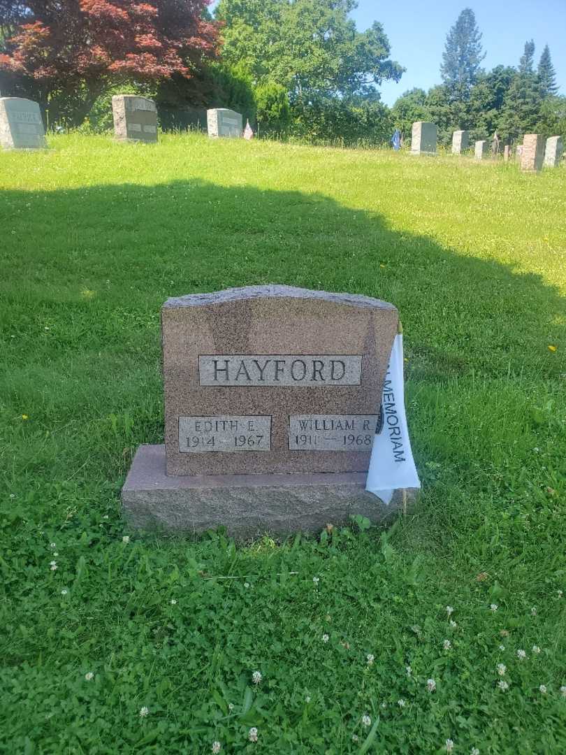 William R. Hayford's grave. Photo 2