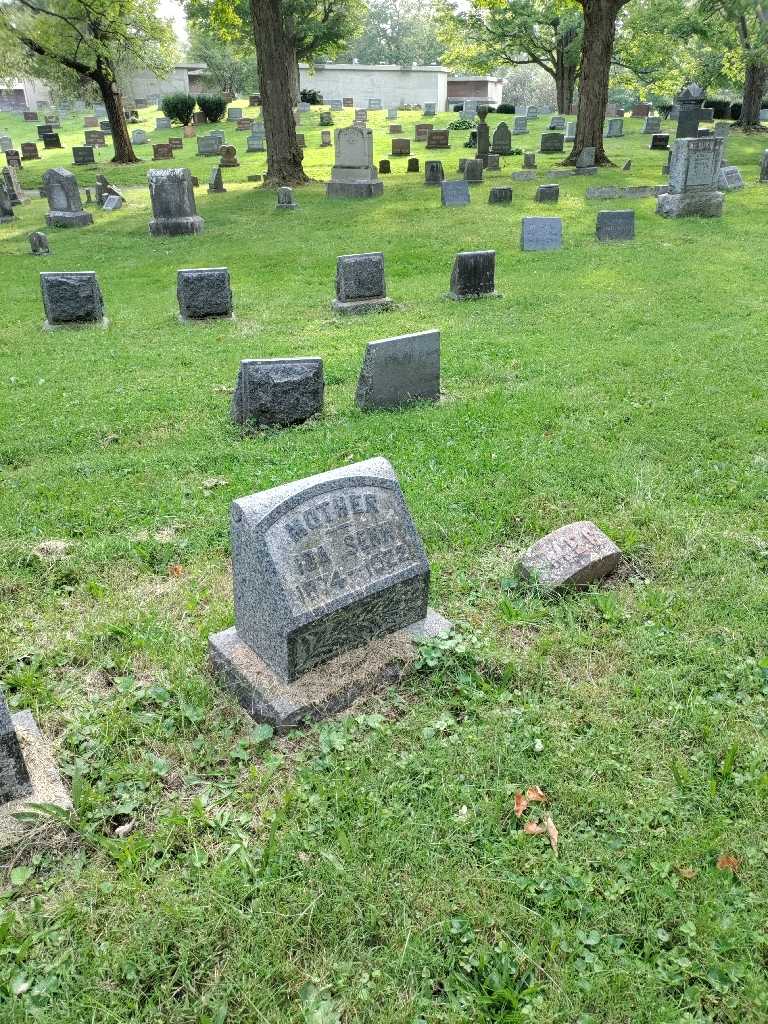 Ida K. Senk's grave. Photo 2