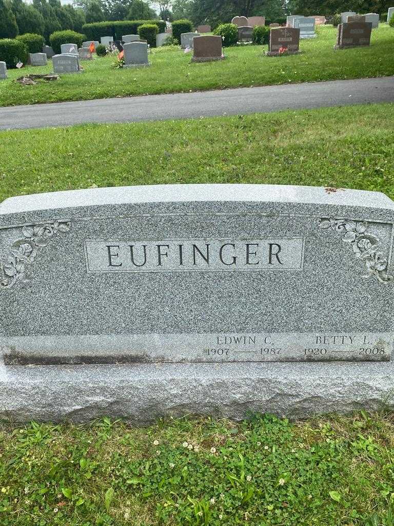 Edwin C. Eufinger's grave. Photo 3
